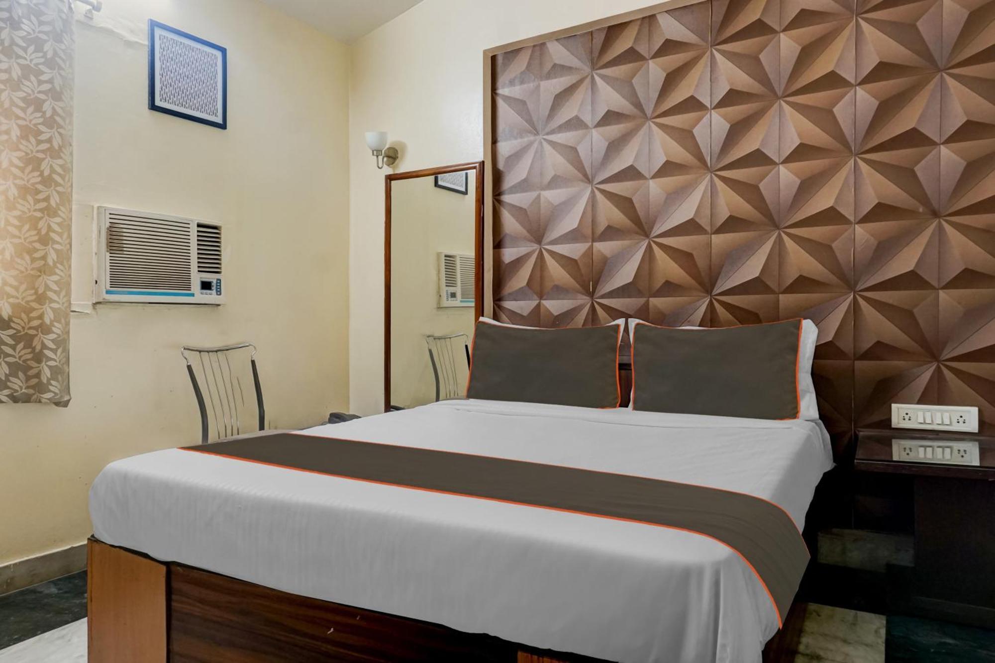 Galaxy Residency Kalyani Nagar Hotel 4*