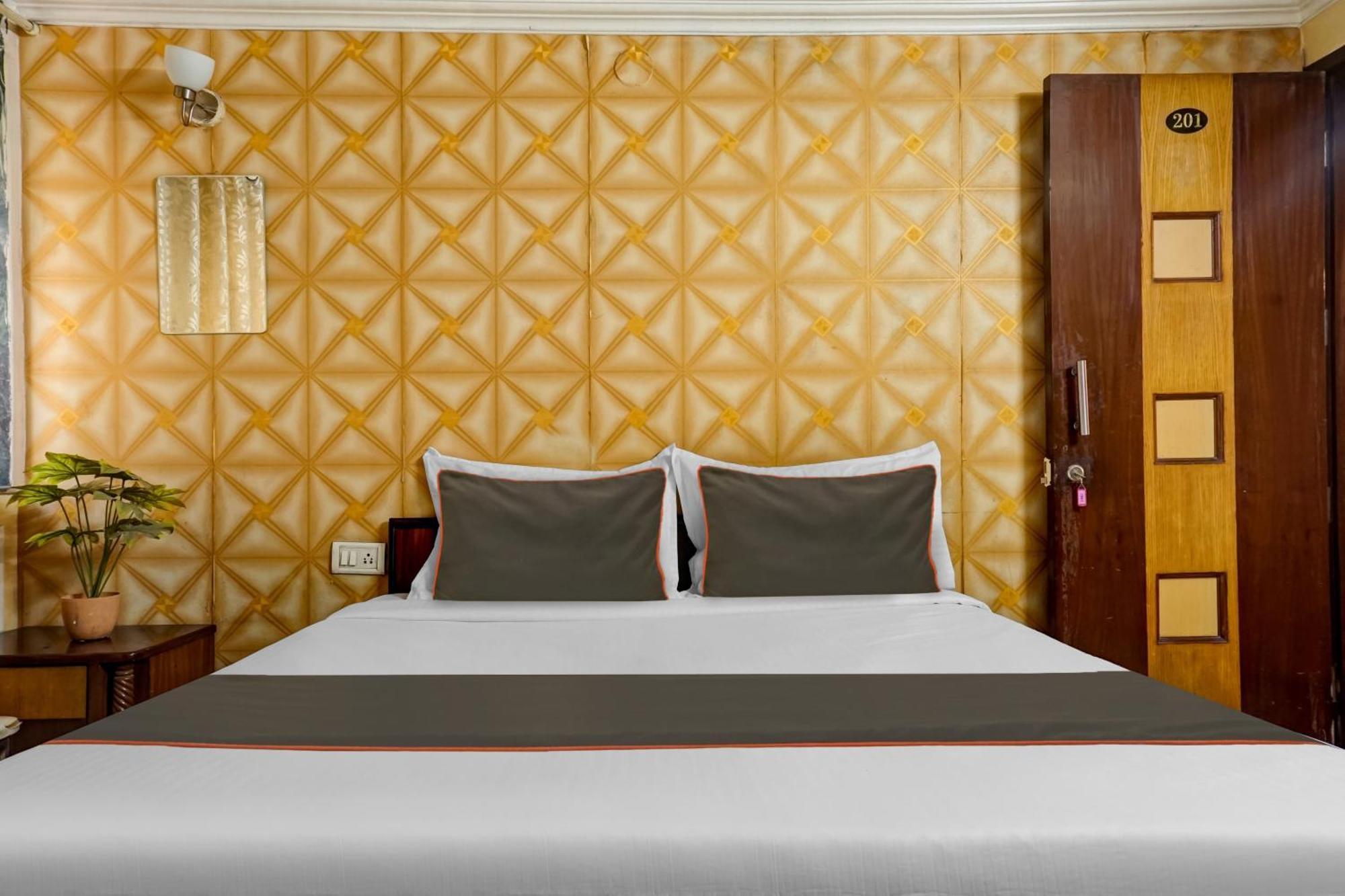 Galaxy Residency Kalyani Nagar Hotel Pune